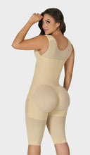 Load image into Gallery viewer, HOURGLASS KNEE LENGTH FAJA WITH BRA M470