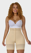 Load image into Gallery viewer, HOURGLASS SHORTS M728