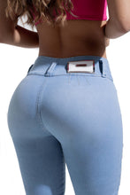 Load image into Gallery viewer, Jeans Colombiano Levantacola Ref80827